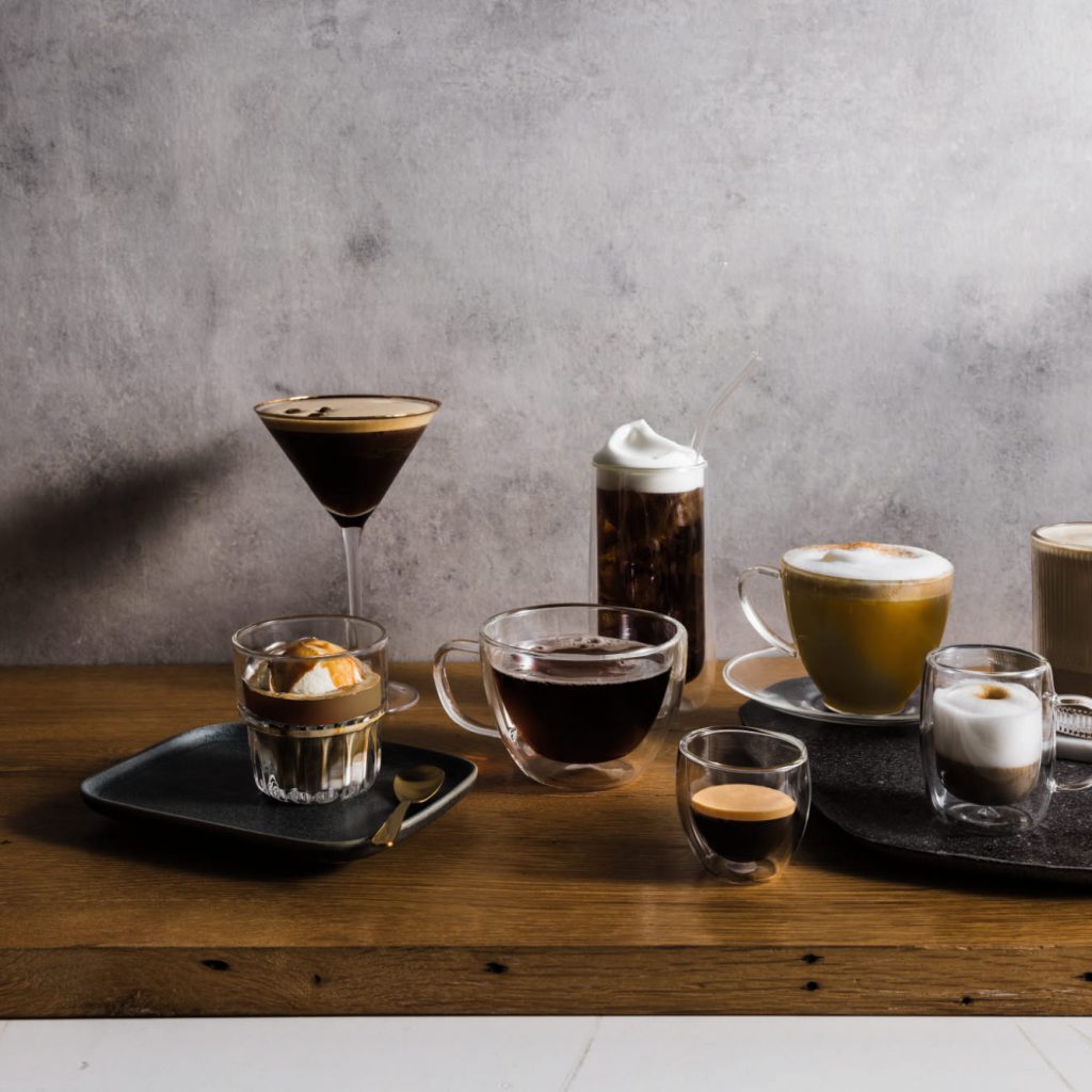 Klaviatur des Genusses: Aromatischer Espresso, klassischer Filterkaffee, köstlicher Cold-Brew und viele Spezialitäten mehr sind mit Leichtigkeit zubereitet.