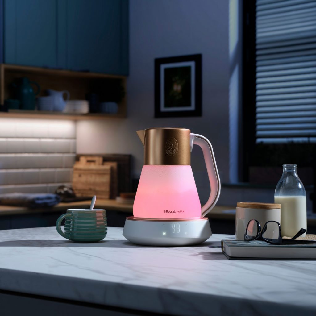 Ausgestattet mit einem modernen digitalen Display und einem Touchscreen sorgt der Russell Hobbs Calm Wasserkocher für ein individuelles Getränkeerlebnis.