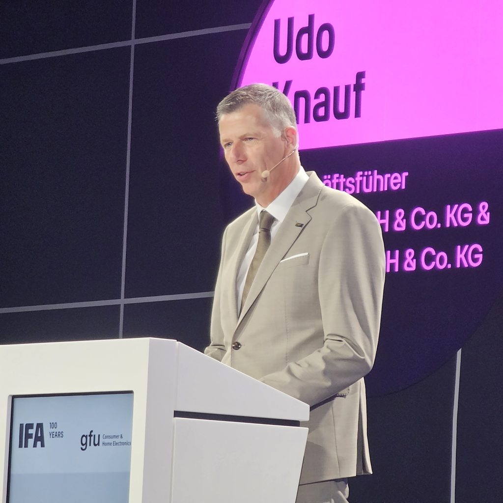 Telering, hier Geschäftsführer Udo Knauf, hielt seine Jahresversammlung auf der IFA ab.