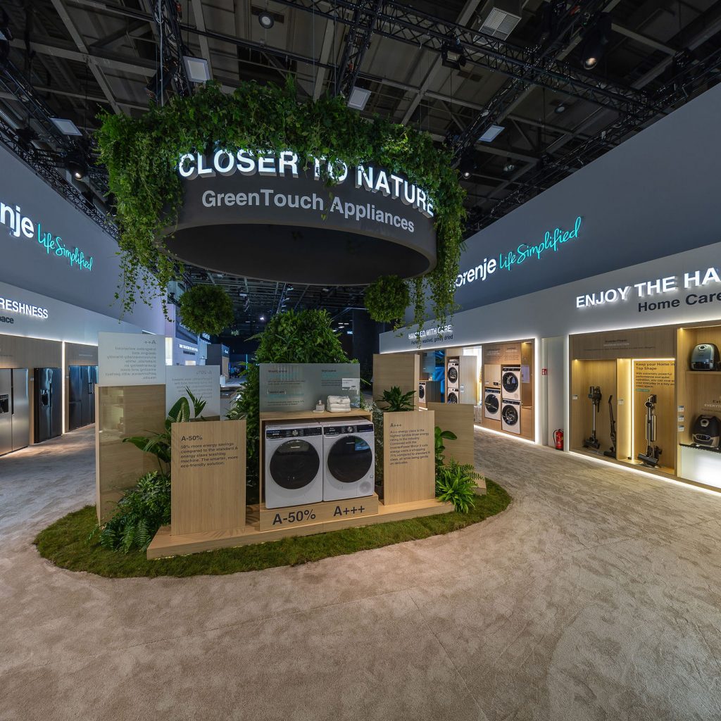 Blick auf den großzügigen Gorenje Stand in Halle 23a auf der IFA in Berlin.