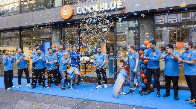 Ein Feier-Tag: Coolblue hat vergangene Woche Freitag in der Frankfurter Innenstadt seinen ersten Store in Hessen eröffnet. Fotos: Coolblue