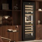 Mit iF Design Award: Weinkühlschrank Vinidor Selection von Liebherr.